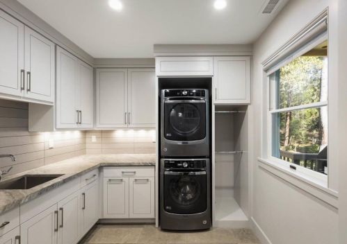 13407 Thoroughbred Loop, Grass Valley CA  95949-7691 exterior