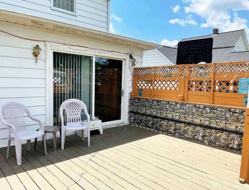 172 Davis St, Beaver Dam WI  53916-2943 exterior