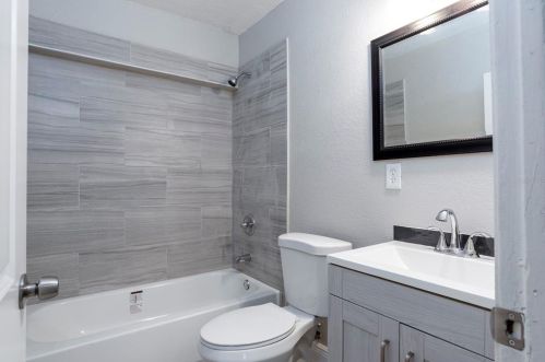 2960 23rd St, Sanford FL  32771-4046 exterior