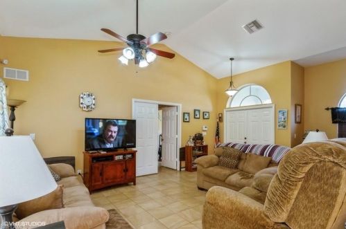 2640 70th Ave, Naples, FL 34120-6456
