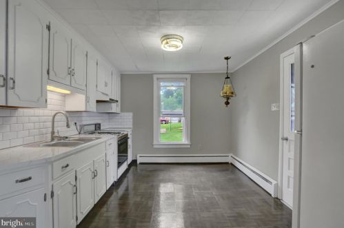 103 Seneca St, Lees Cross Roads, PA 17257-1209