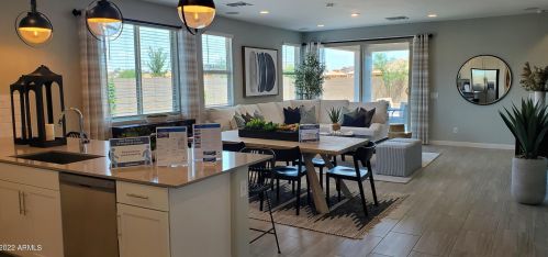 2472 Morrison Ave, Casa Grande, AZ 85122-6284