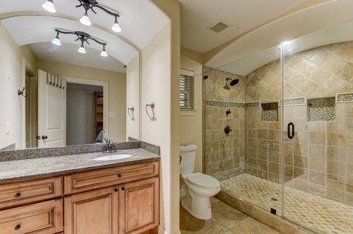 1310 Byu Shr Dr, Galveston TX 77551-4300 exterior