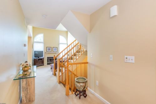 43 Alpine Dr, Lincoln Park, NJ 07035-2255