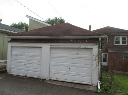 1027 Lancaster Ave, Pittsburgh, PA 15218-1026