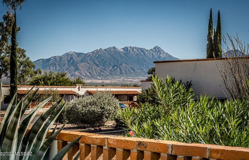 210 Camino Manzana, Green Valley, AZ 85614-2688