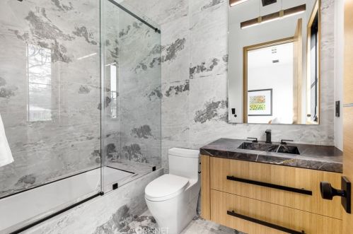 4508 Haskell Ave, Van Nuys CA  91436-3148 exterior