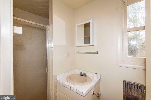 16241 Monrovia Rd, Madison Mills VA  22960-4506 exterior