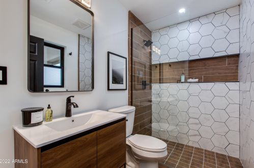 8660 Edgemont Ave, Scottsdale AZ 85257-1815 exterior