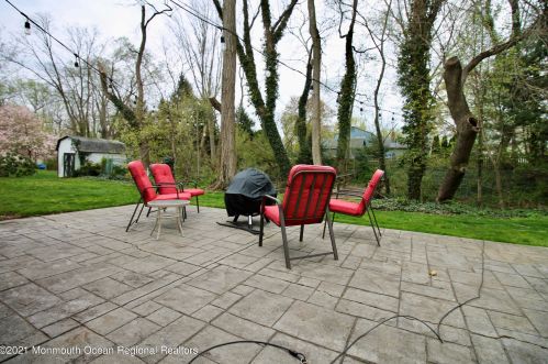 111 Princess Anne Dr, East Freehold NJ  07728-3066 exterior