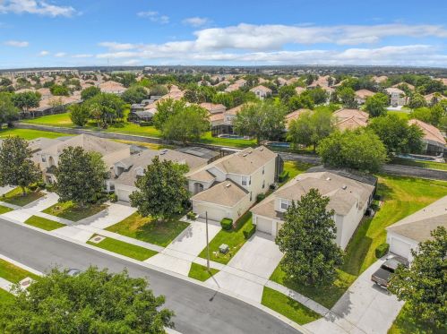 2640 Dinville St, Kissimmee, FL 34747-2130