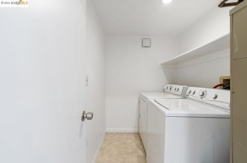 535 Pierce St, Berkeley CA  94706-1000 exterior