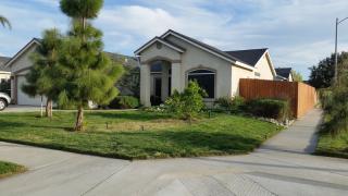 1485 Tulip St, Lemoore, CA 93245-5210