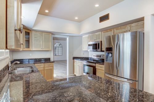 5533 Desert Hills Dr, Scottsdale AZ  85254-5727 exterior