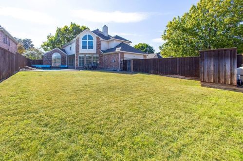 3829 Stockport Dr, Plano TX  75025-3817 exterior