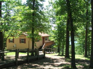 571 Wilderness Ln, Yellville, AR 72687-9860