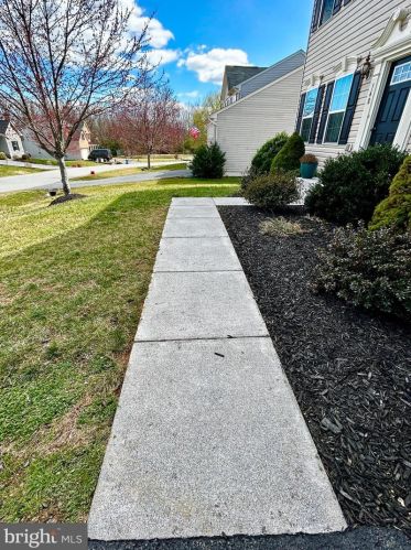 148 Killian Ln, Charles Town WV  25414-4939 exterior