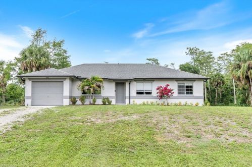 545 6th St, Naples, FL 34117-9348
