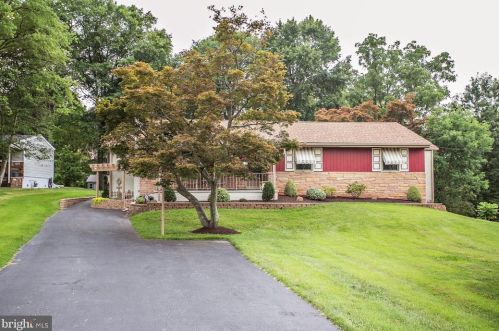 111 Woodlyn Ave, Norristown, PA 19403-1607