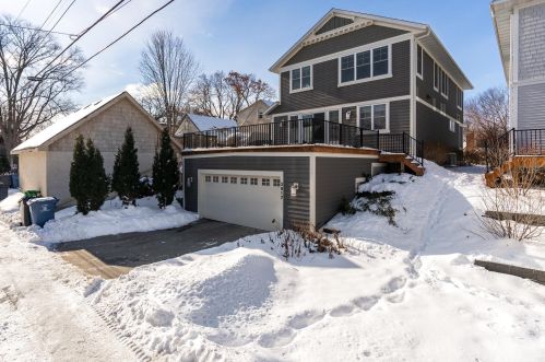 3917 Ewing Ave, Minneapolis MN 55410-1053 exterior