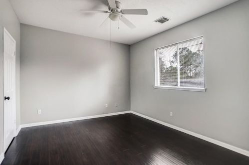 5607 Evergreen Vly Dr, Humble TX  77345-3067 exterior