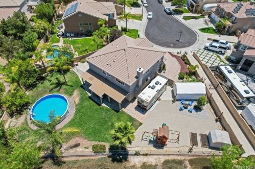 30522 Cordoba Pl, Santa Clarita, CA 91384-4749