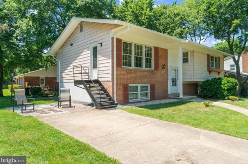 6501 Carrsbrook Ct, Springfield VA 22150-1311 exterior