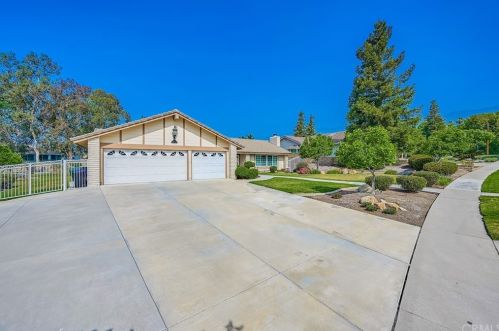 2085 Palm Ave, Upland, CA 91784-1476