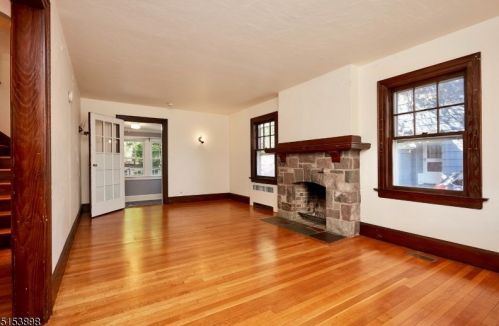 136 College Pl, South Orange, NJ 07079-2506