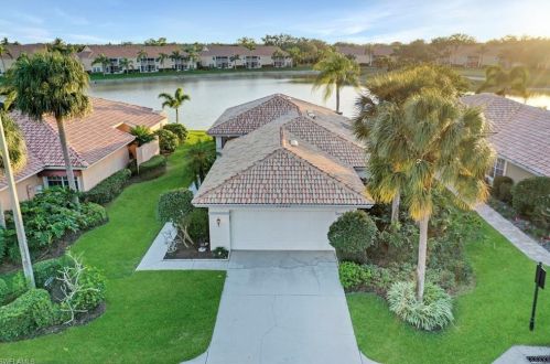 13080 Southampton Dr, Bonita Springs, FL 34135-3405