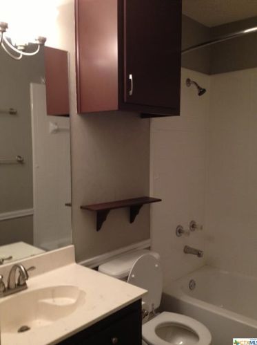 207 Bronc Dr, Copperas Cove TX  76522-1060 exterior