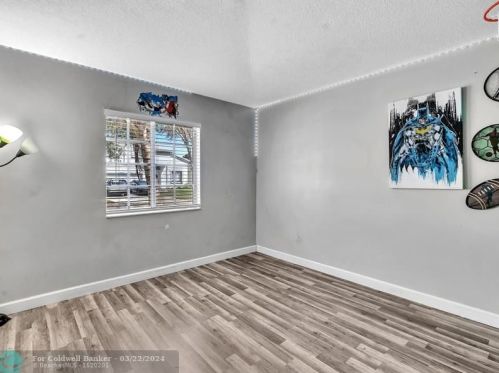 10240 24th Ct, Hollywood FL  33025-6504 exterior