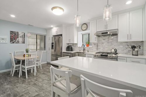 343 Greeley Ave, Chappaqua NY  10514-2748 exterior