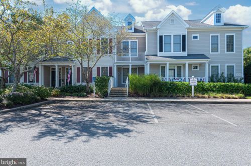 210 October Glory Ave, Millville, DE 19970-4232