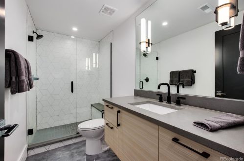 376 Gilpin St, Denver CO 80218-2523 exterior