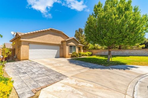 2005 Hart Ct, Lancaster, CA 93536-6714