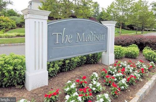 546 Masterson Ct, Trenton NJ  08618-1448 exterior