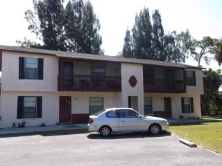 13446 Pine Needle Ln, Fort Myers, FL 33908-2971