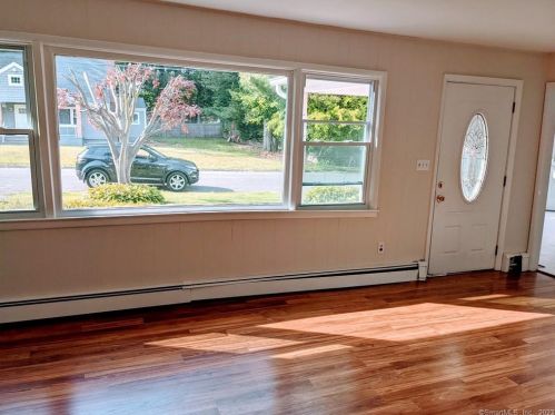 75 Norland Ave, Bridgeport CT  06606-2852 exterior