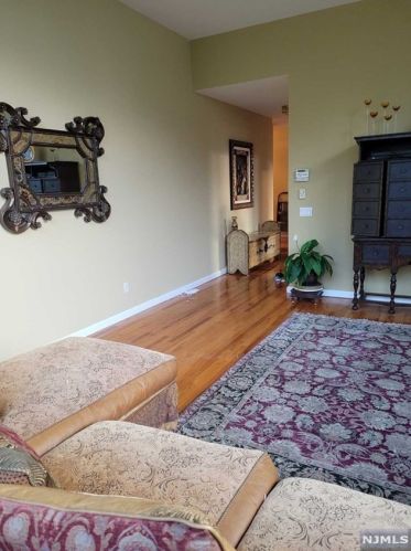 280 Main St, West Paterson NJ  07424-1236 exterior