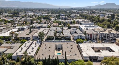 5437 Corteen Pl, North Hollywood CA  91607-2095 exterior