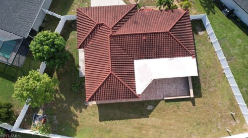 2911 5 Pl, Cape Coral FL  33904-3410 exterior