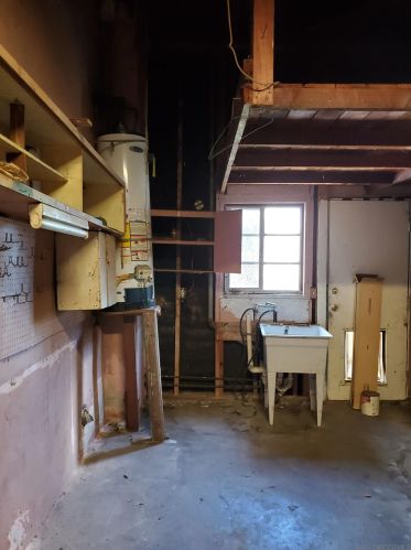 2403 Shamrock St, San Diego CA 92105-4516 exterior