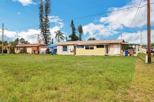 22 Westminster St, Lehigh Acres FL 33936-6512 exterior