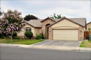 1410 Salisbury St, Porterville, CA 93257-8871