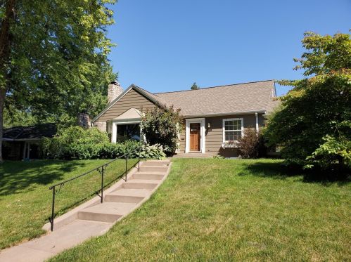 1641 Beechwood Ave, Saint Paul, MN 55116-2411