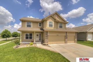 19720 Hickory St, Omaha, NE 68130-2991
