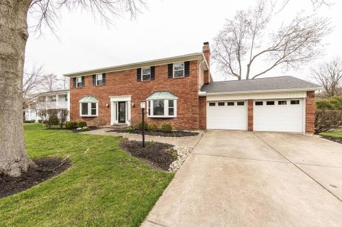 7394 Baywind Dr, Cincinnati, OH 45242-5810