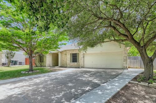 102 Osage Ct, Georgetown TX  78626-4737 exterior