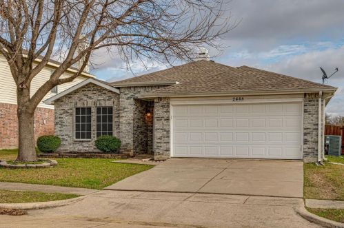 2448 Chestnut Dr, Oak Point TX  75068-5707 exterior